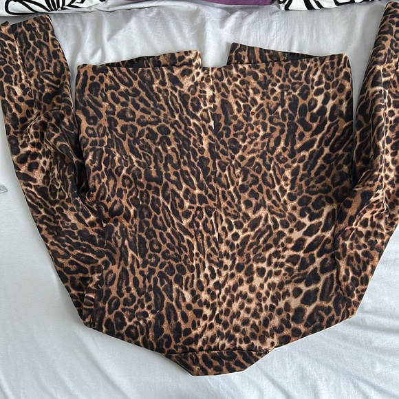 Zara brand brew with tags blazer size XS, paid 150$ plus shipping, stunning 🤩 - Picture 10 of 11